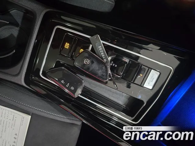 Volkswagen Golf Golf 8 поколение 2.0 TDI Prestige — Фото автомобиля 9