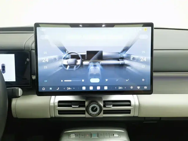 BYD FangChengBao Titanium 7 — Фото автомобиля 12