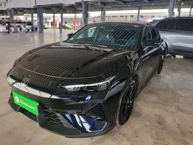 Фотография автомобиля — Changan UNI-V