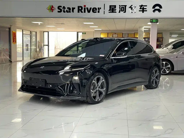 Фотография автомобиля — Nio ET5 Touring