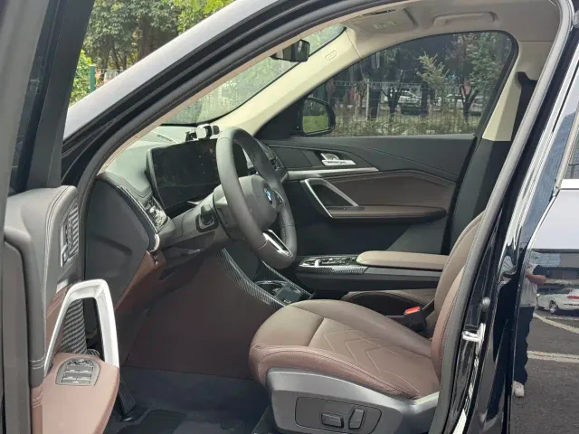BMW X1 — Фото автомобиля 4