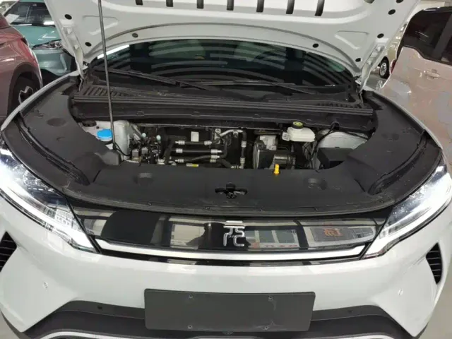 BYD Yuan UP — Фото автомобиля 19