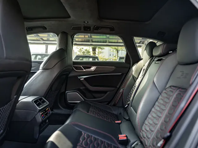 Audi RS 6 — Фото автомобиля 19