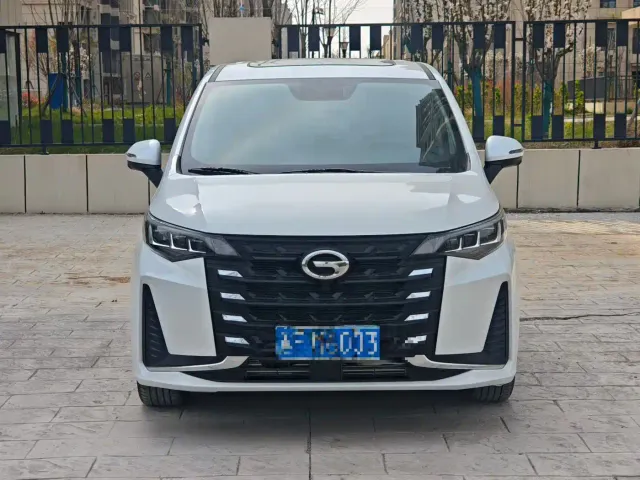GAC Trumpchi M6 — Фото автомобиля 2