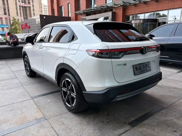 Honda Vezel — Фото автомобиля 10