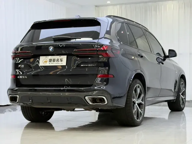 BMW X5 — Фото автомобиля 15