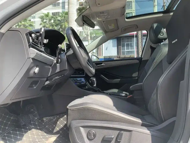 Volkswagen Sagitar — Фото автомобиля 7