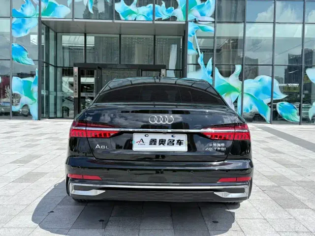 Audi A6L — Фото автомобиля 8