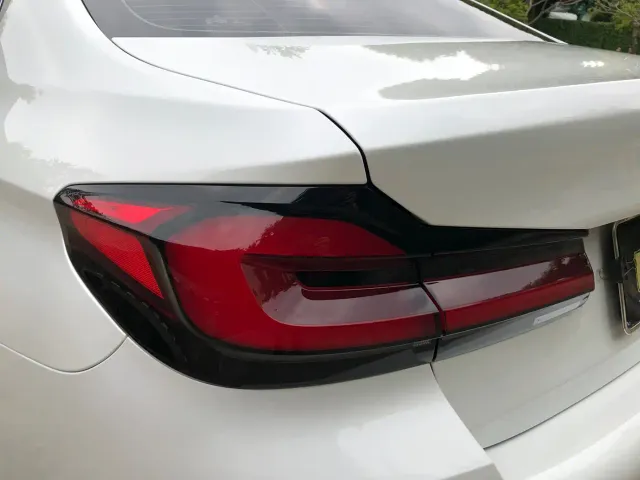 BMW 5 Series — Фото автомобиля 23