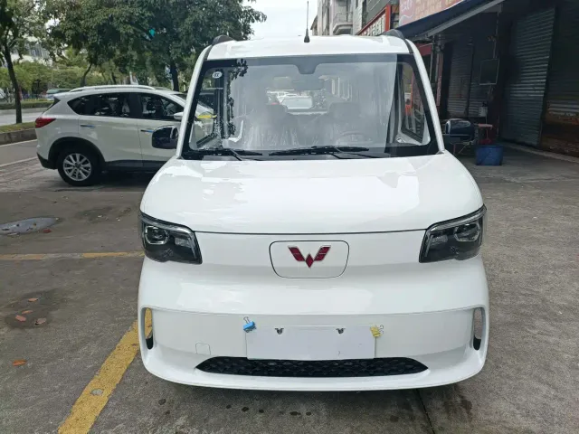 Wuling Zhiguang NEV — Фото автомобиля 2