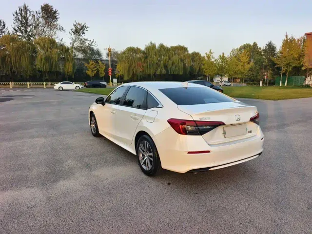 Honda Civic — Фото автомобиля 9
