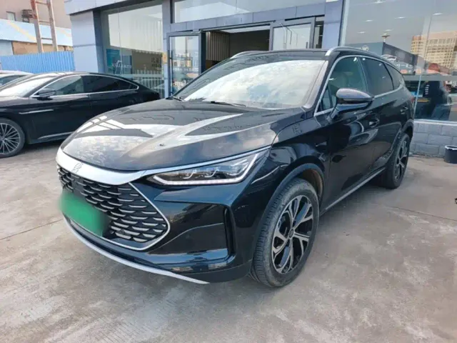 Фотография автомобиля — BYD Tang