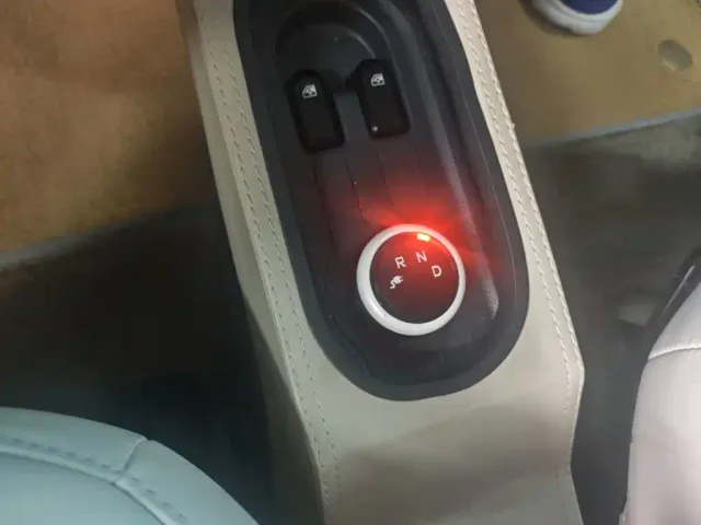 Wuling Hongguang Mini EV — Фото автомобиля 13