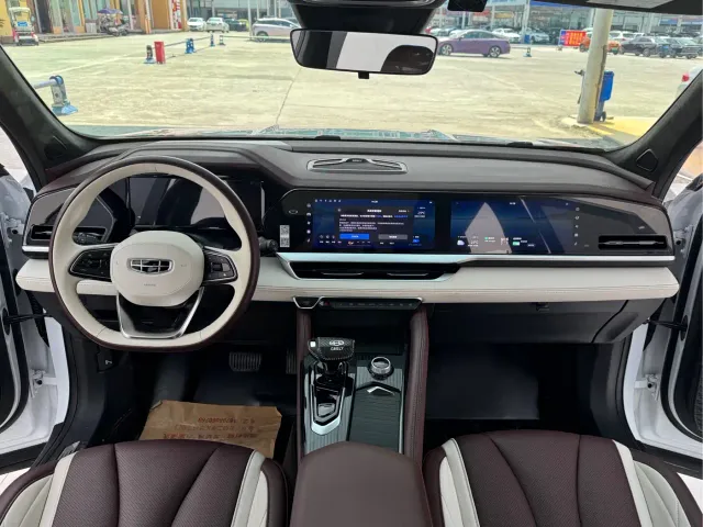 Geely Xingyue L — Фото автомобиля 14