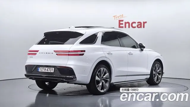 Genesis GV70 — Фото автомобиля 2