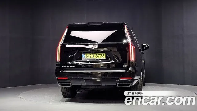 Cadillac Escalade Escalade 5 поколение — Фото автомобиля 4