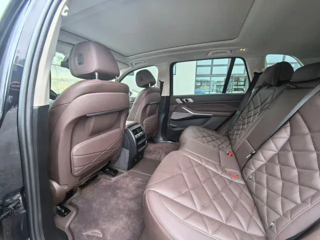 BMW X5 — Фото автомобиля 7