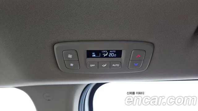 Kia Carnival Generation 4 — Фото автомобиля 28