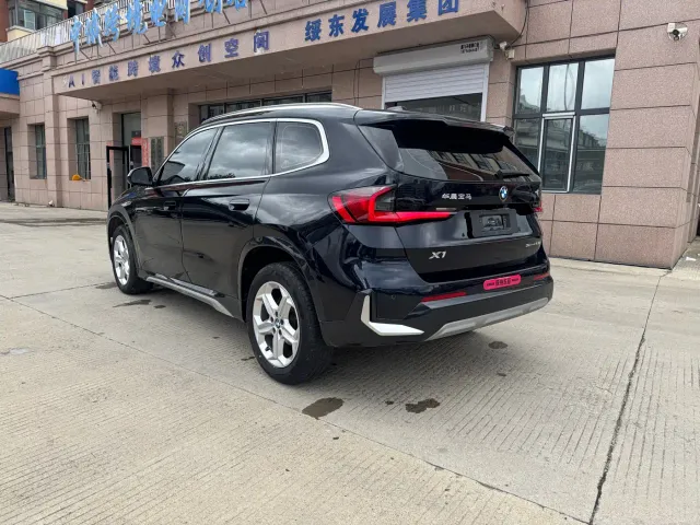 BMW X1 — Фото автомобиля 7