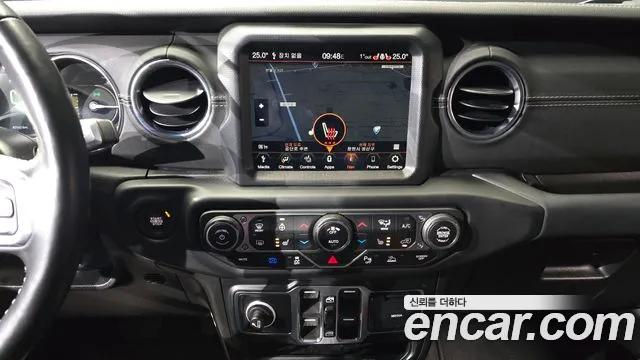 Jeep Wrangler JL — Фото автомобиля 15