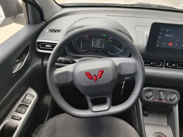 Wuling Hongguang — Фото автомобиля 15