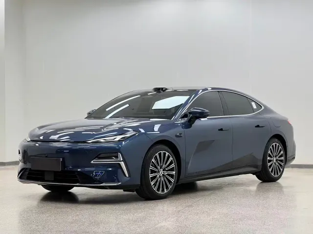 Фотография автомобиля — Geely Galaxy Xingyao 8