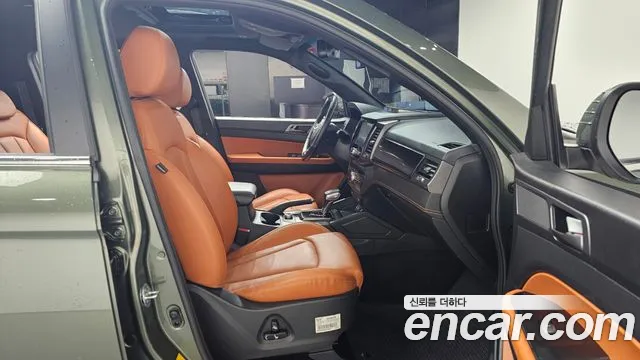 KG_Mobility_Ssangyong Rexton Новый Rexton Sport Khan Дизель 2.2 4WD — Фото автомобиля 25