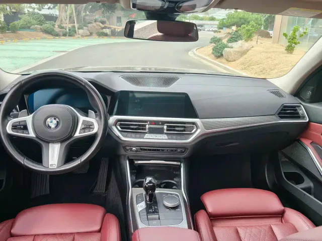 BMW 3 Series — Фото автомобиля 4