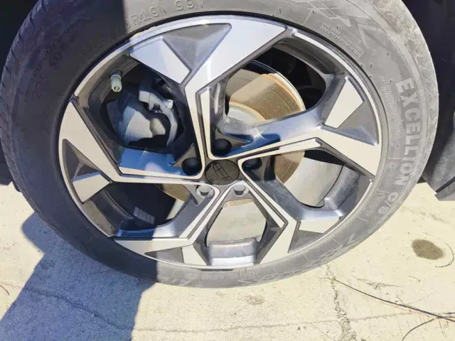 Geely Boyue L — Фото автомобиля 7
