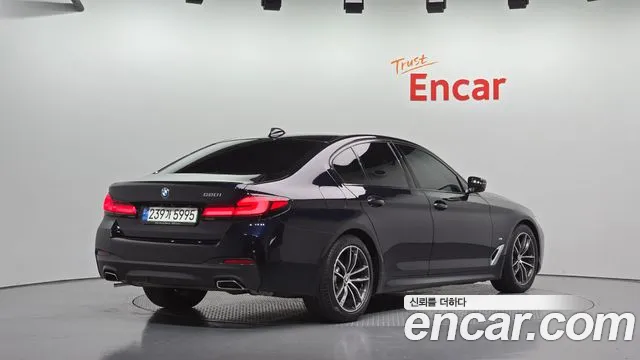 BMW 5 Series G30 — Фото автомобиля 2
