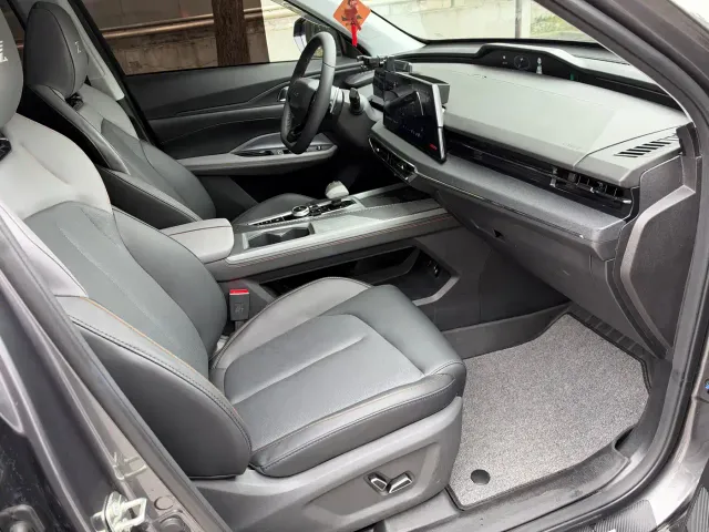 Changan Z6 — Фото автомобиля 6