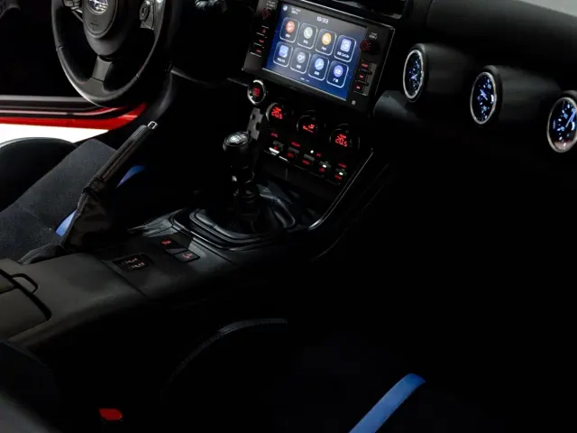 Subaru BRZ — Фото автомобиля 2