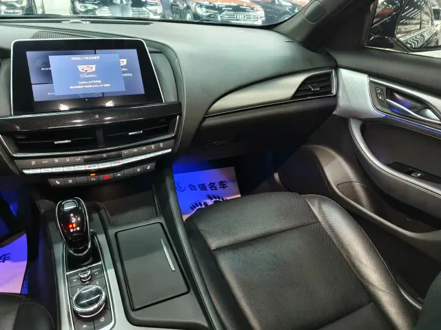 Cadillac CT5 — Фото автомобиля 14