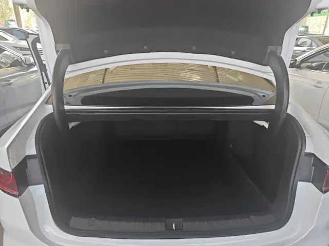 BYD Qin PLUS — Фото автомобиля 18