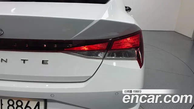 Hyundai AVANTE Avante (CN7) — Фото автомобиля 23