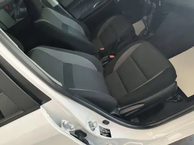 Toyota Vios FS — Фото автомобиля 24