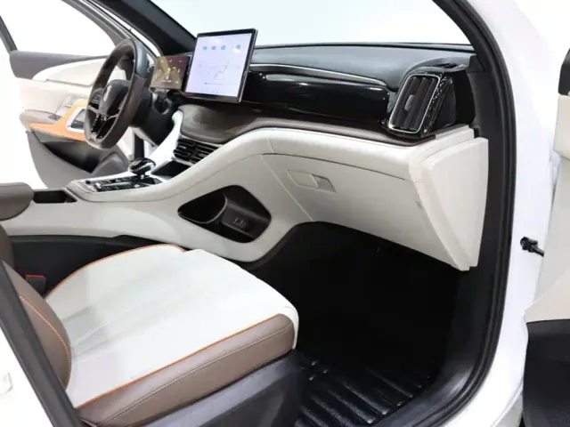 BYD Song Pro — Фото автомобиля 8