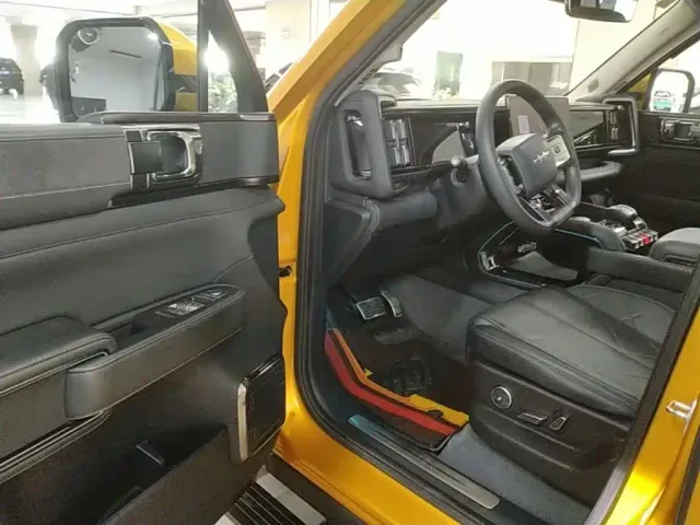 BYD FangChengBao Leopard 5 — Фото автомобиля 15