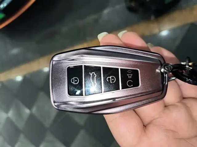 Geely Emgrand S — Фото автомобиля 8