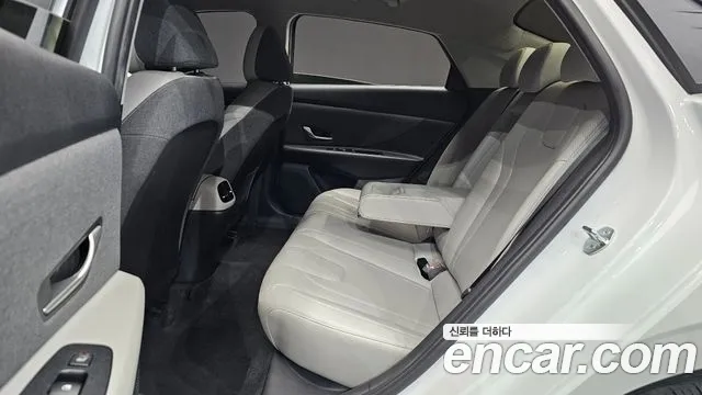Hyundai Avante CN7 — Фото автомобиля 17