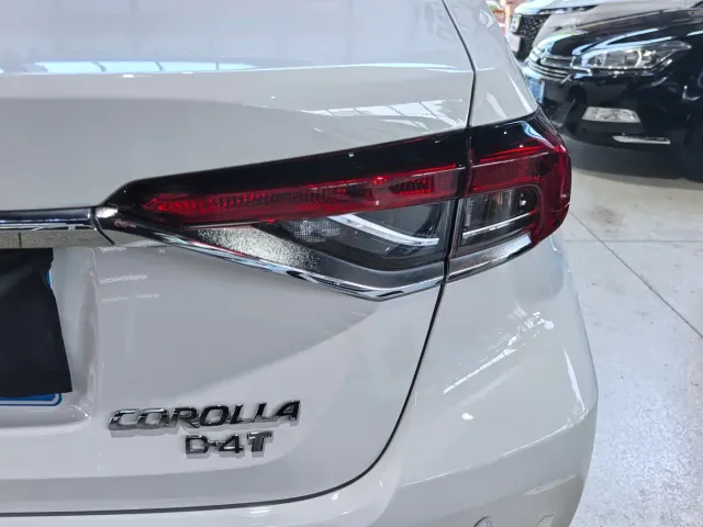 Toyota Corolla — Фото автомобиля 6