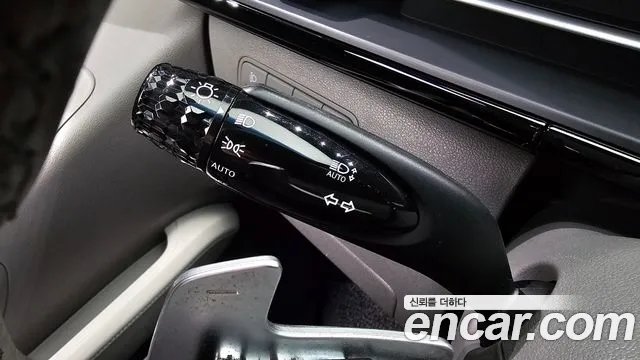 Hyundai Staria Staria 4WD Lounge 9 мест — Фото автомобиля 17