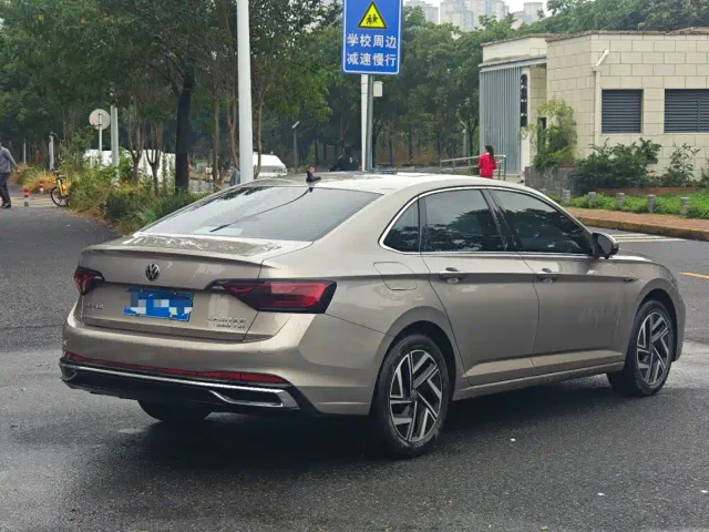 Volkswagen Sagitar 2022 280TSI DSG Surpassing Edition — Фото автомобиля 7