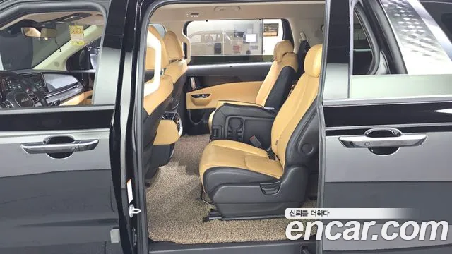 Kia Canival Carnival 4 поколение Дизель 11 мест Noblesse — Фото автомобиля 20