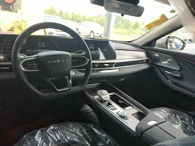 Chery Arrizo 8 — Фото автомобиля 9