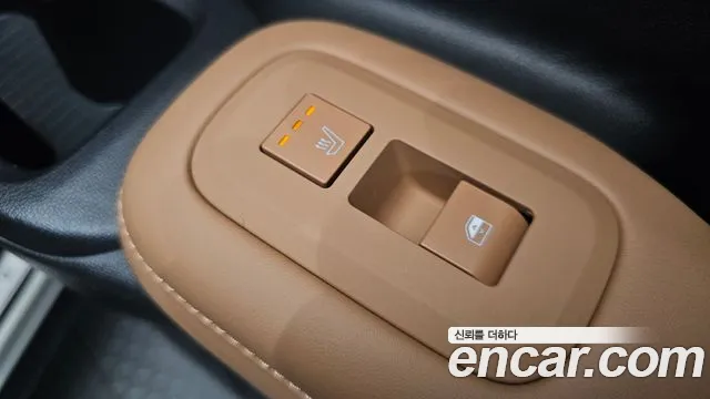 Hyundai Santa Fe MX5 — Фото автомобиля 23