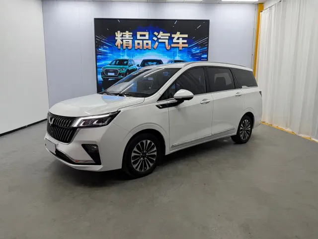 Фотография автомобиля — Wuling Jiachen