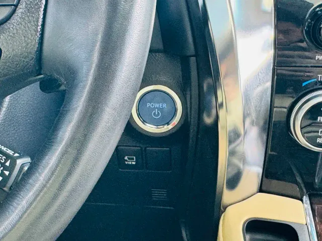 Toyota Alphard — Фото автомобиля 19