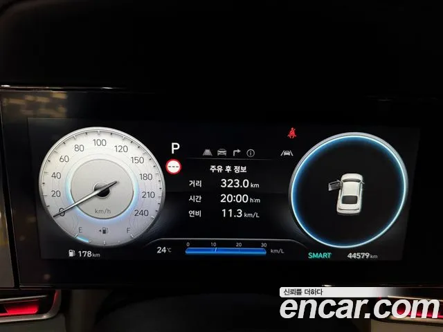 Hyundai Avante CN7 — Фото автомобиля 10