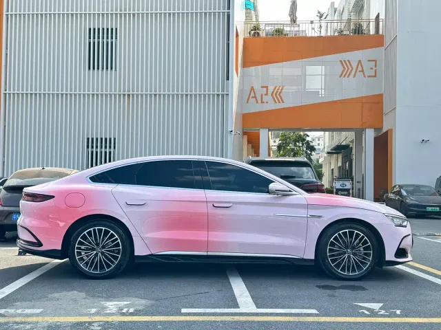 BYD Han — Фото автомобиля 8